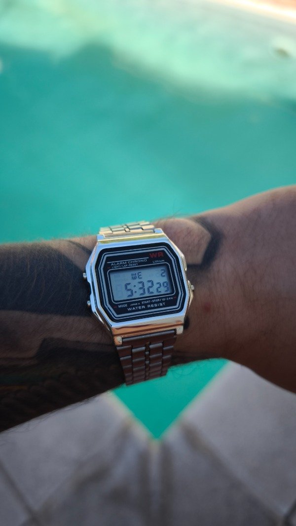 Producto - Reloj retro vintage - Bisel Negro