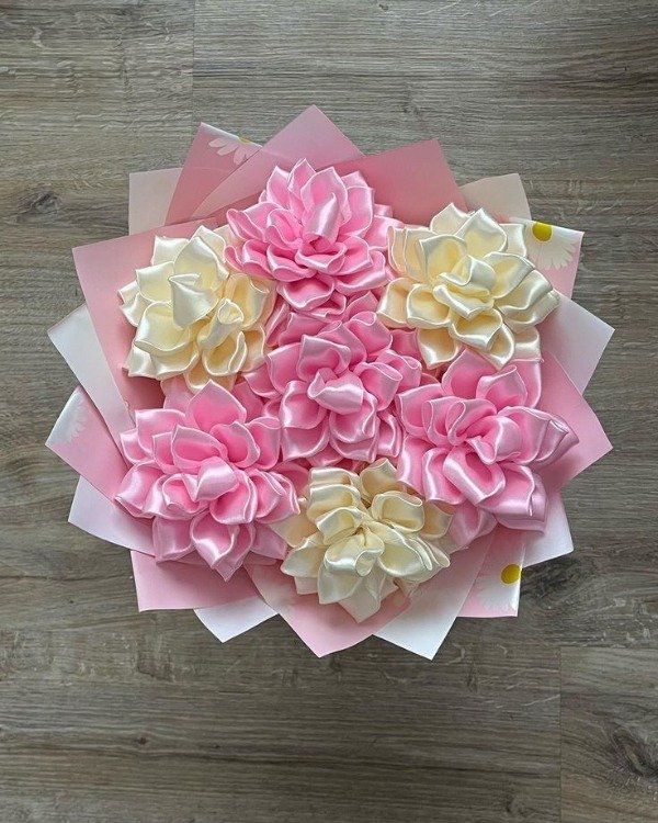 Producto - Ramo de 7 Dalhias personalizado