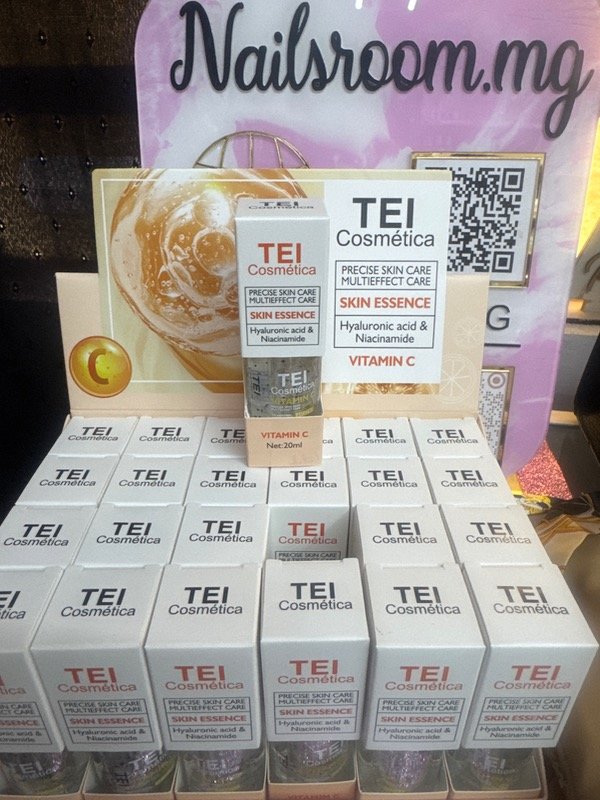 Producto - Serum para la cara tei hyaluronico y niacinamide vit c