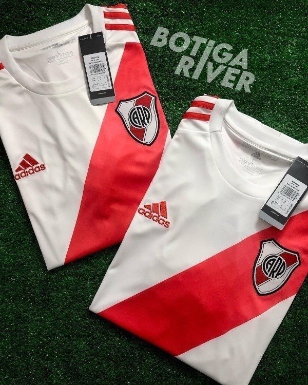 Producto - CAMISETA TITULAR TEMP. 2019/20 SIN ESTAMPAS - (L)