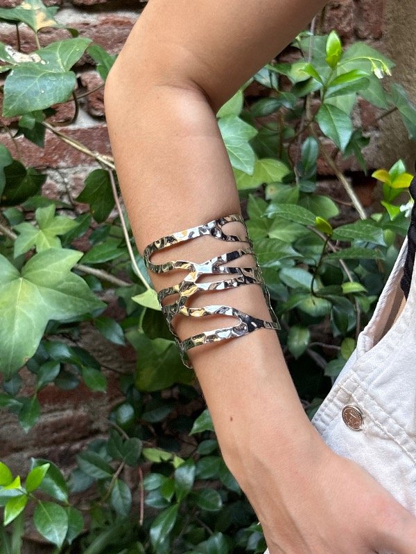 Producto - Brazalete Waves Plateado