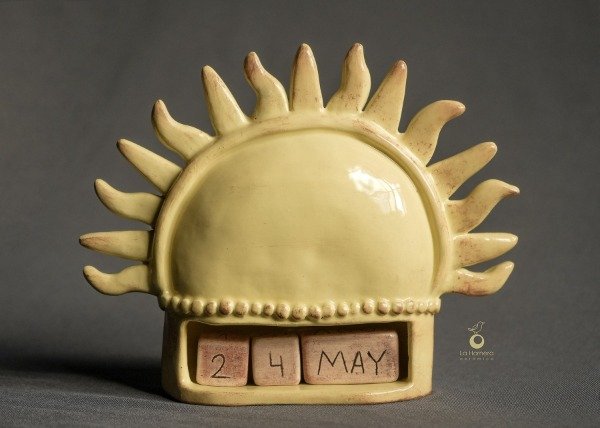 Producto - Calendario perpetuo Sol de Mayo cerámica artesanal - 0