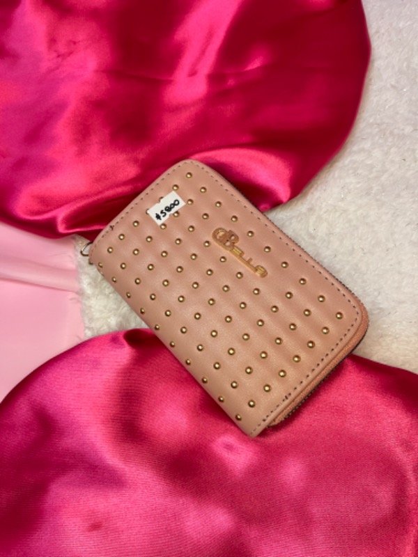 Producto - Billetera Mediana con tachas-DBellas