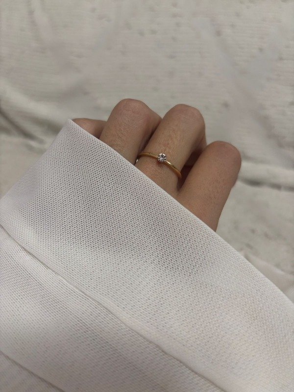 Producto - Anillo Puntito Strass Acero Dorado