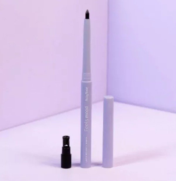 Producto - Delineador retráctil negro - Ruby Rose