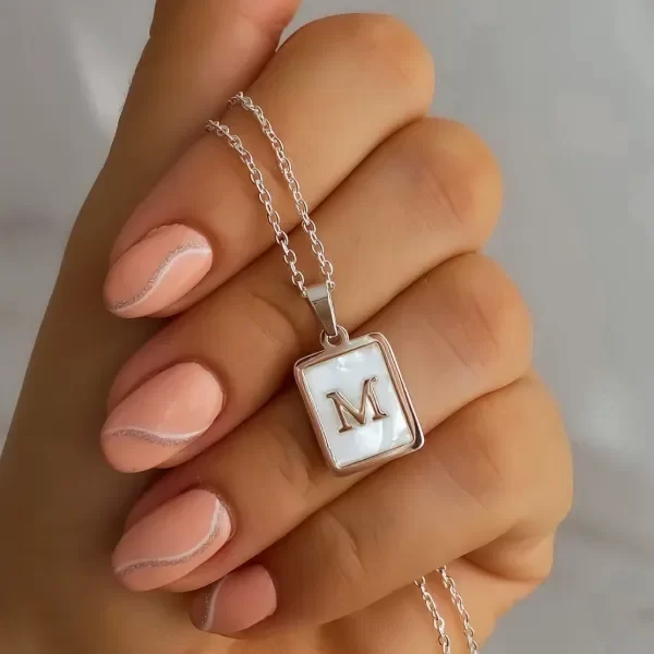 Producto - COLLAR NÁCAR INICIAL M