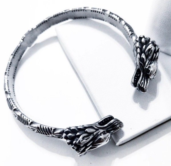 Producto - Brazalete cabezas lobo nórdico
