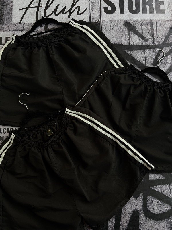 Producto - Short rompevientos