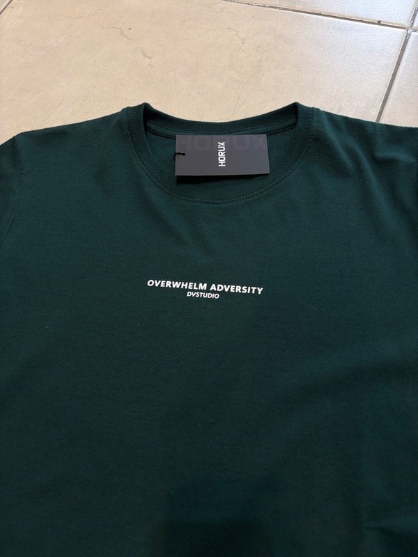 Producto - Remera Adversity