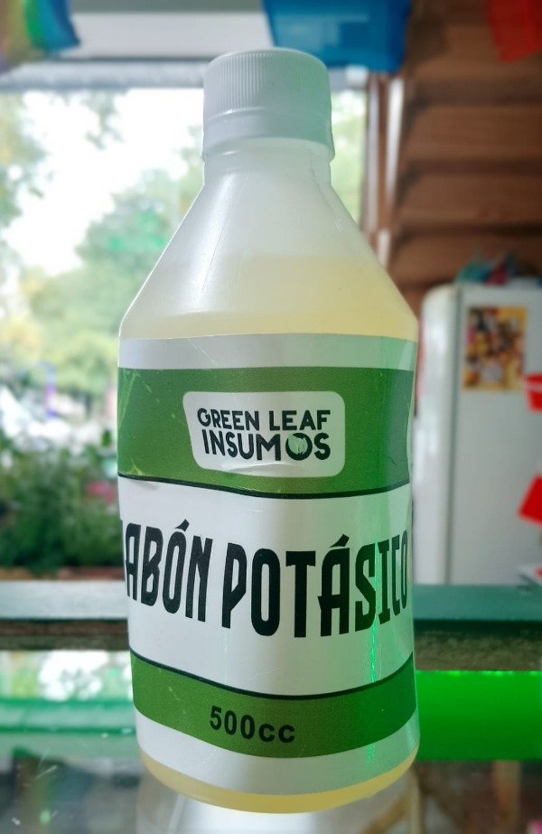 Producto - Jabon Potasico 500cc Green Leaf