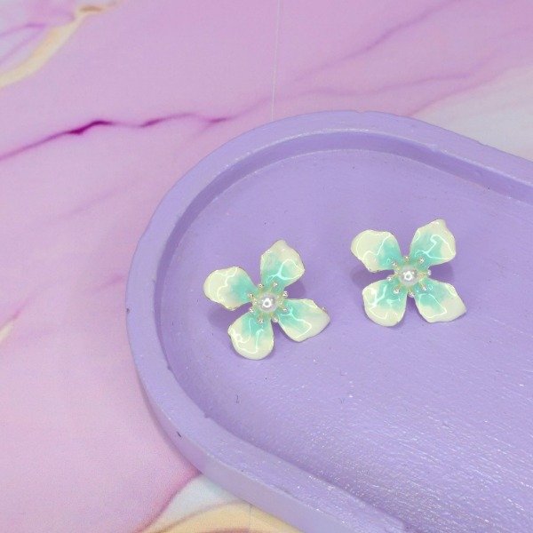 Producto - Aros pasante flor celeste AB