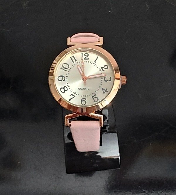 Producto - Reloj Dorado Esfera fumé con malla Eco Cuero Rosa Dior