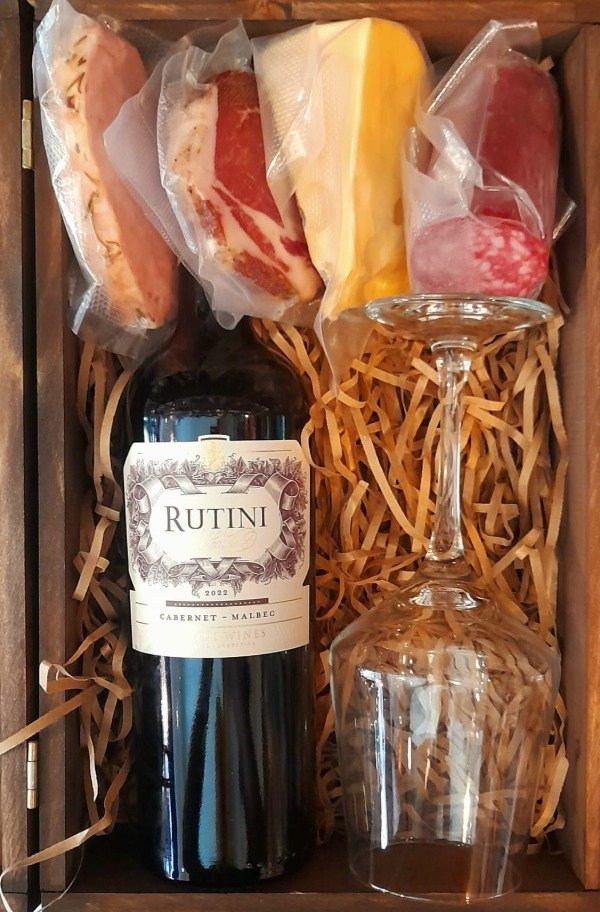 Producto - Rutini 750ml + Copa Y Picada Completa - Box De Madera