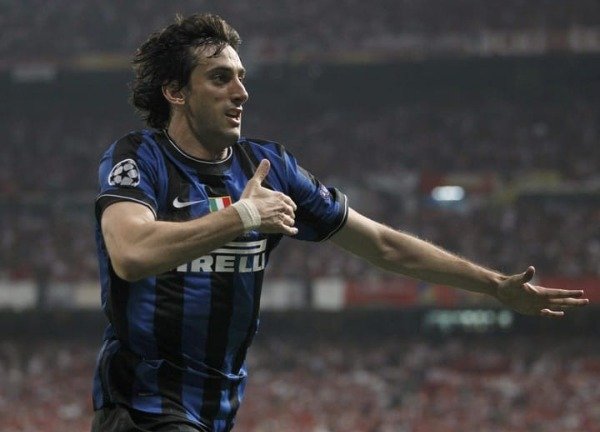 Producto - CAMISETA INTER DE MILAN IMPORTADA TITULAR RETRO 2009/2010 #22 MILITO - 7