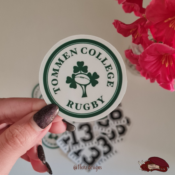 Producto - Sticker TOMMEN COLLEGE RUGBY