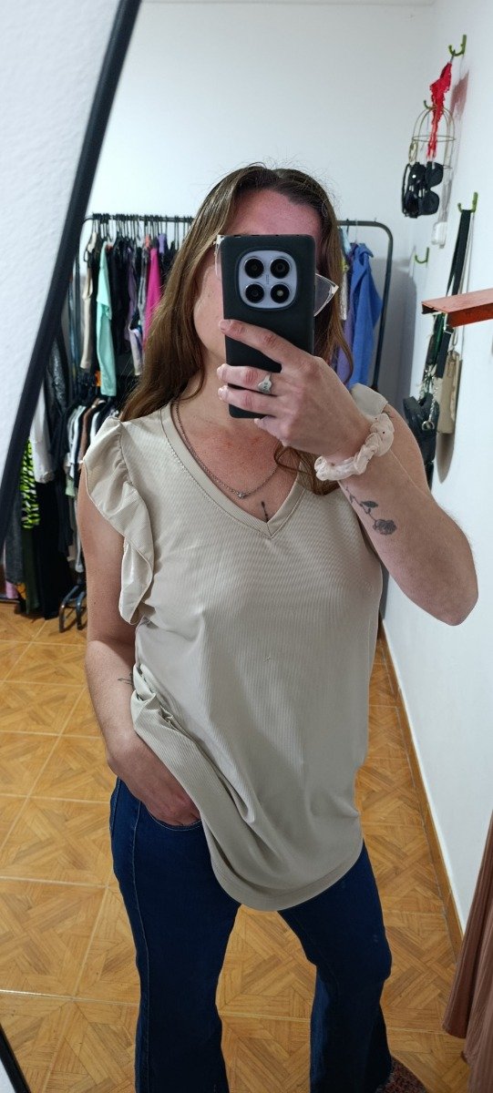 Producto - MUSCULOSA KENIA