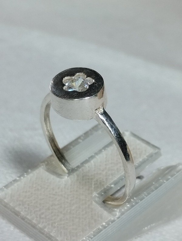 Producto - Anillo de plata cubic corazón