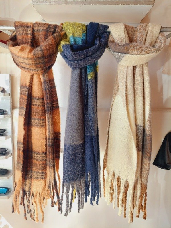 Producto - Bufandas Estampadas I