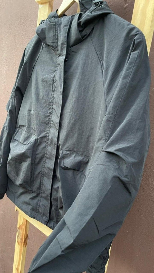 Producto - ROMPEVIENTO OVERSIZE (5 COLORES)