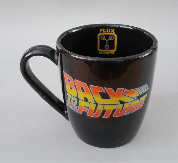 Producto - Taza de Volver al Futuro