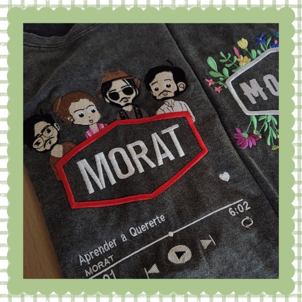 Crop top oversize bordado- morat — imagen 2
