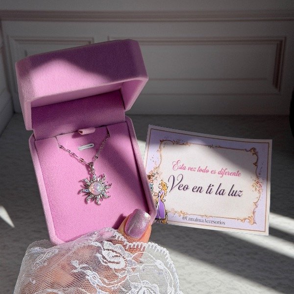 Producto - Collar: Sol de Rapunzel Classic - 0