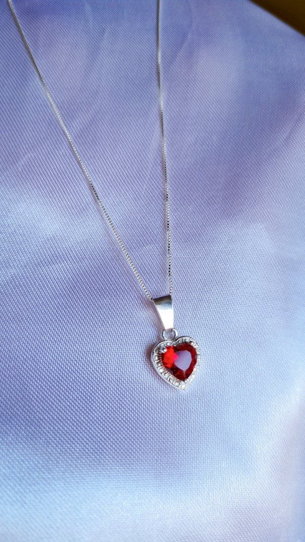 Producto - Collar + dije corazón rojo