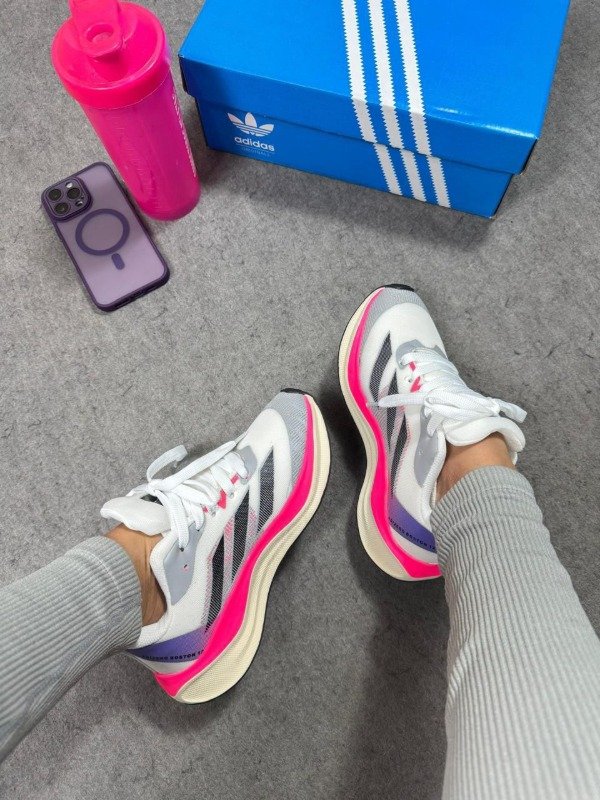 Producto - L12. Adidas Boston Blanco fucsia Horma normal Premium 34