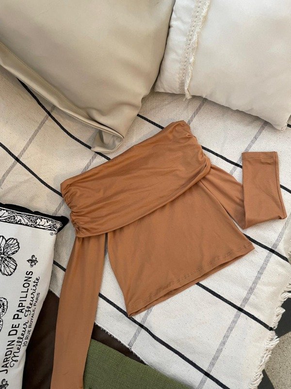 Producto - Remera escote Bote