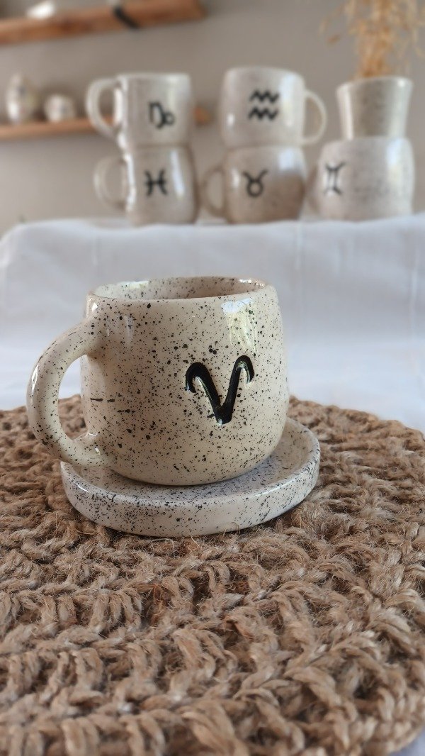 Producto - Taza 300 ml c/Plato - Astros