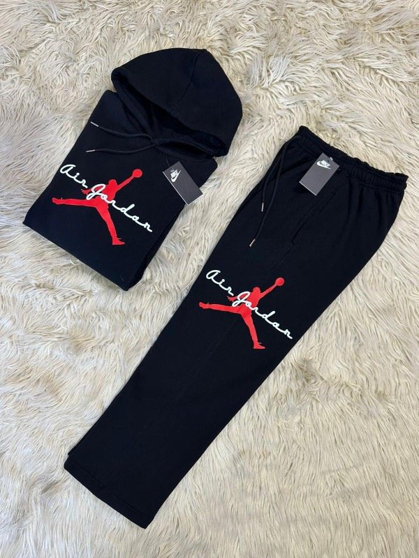 Producto - Conjunto Baggy Frisado Estampado JORDAN - 4