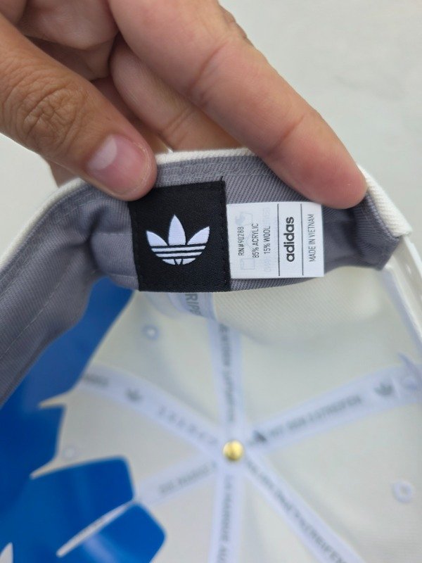 Gorro Adidas Originals snapback 2026 crema / verde talla única — imagen 11