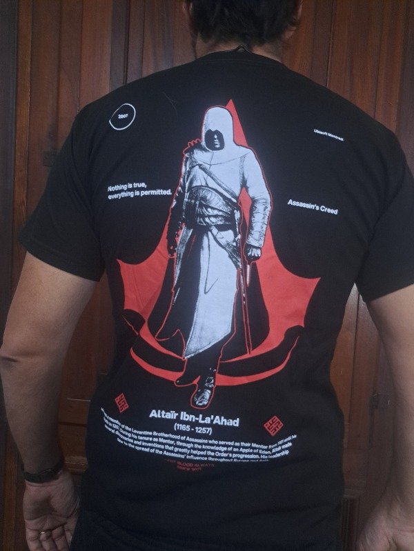 REMERA ASSASSIN'S CREED