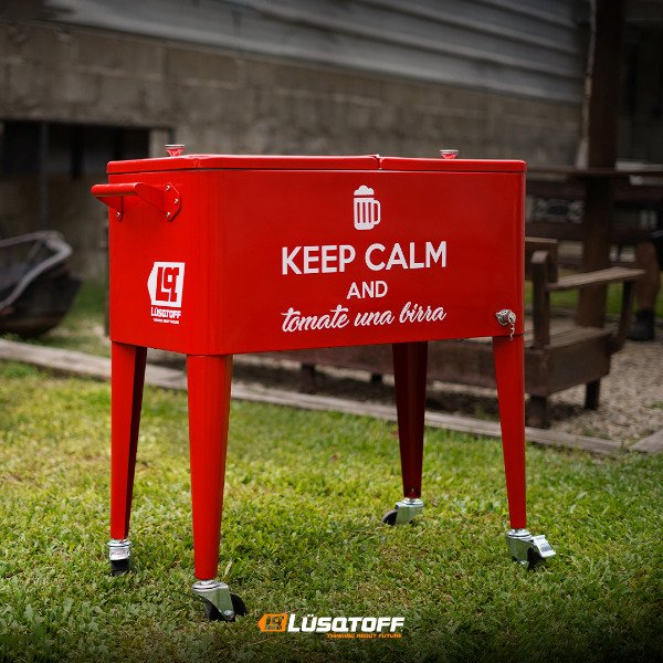 Producto - Conservadora 80 Lts Roja con Ruedas Código LQH120201R