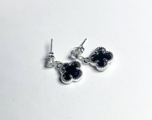 Producto - Ar. Colgante de la suerte negro