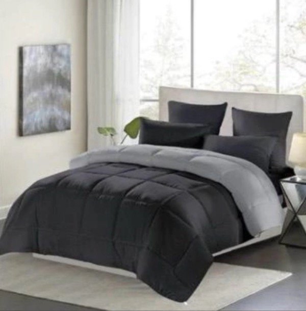 Producto - Acolchado Simil Pluma Twin Size con Funda Negro