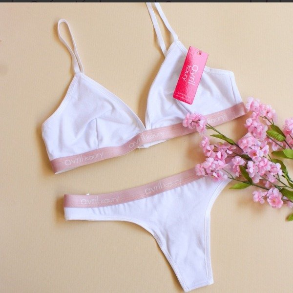 Producto - 3010- Conjunto de algodón con elástico AVRIL KAURY