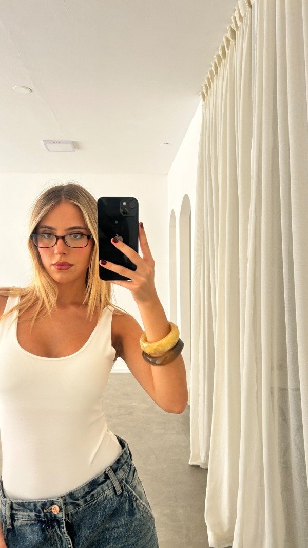 Producto - BODY MICROFIBRA ESCOTE U