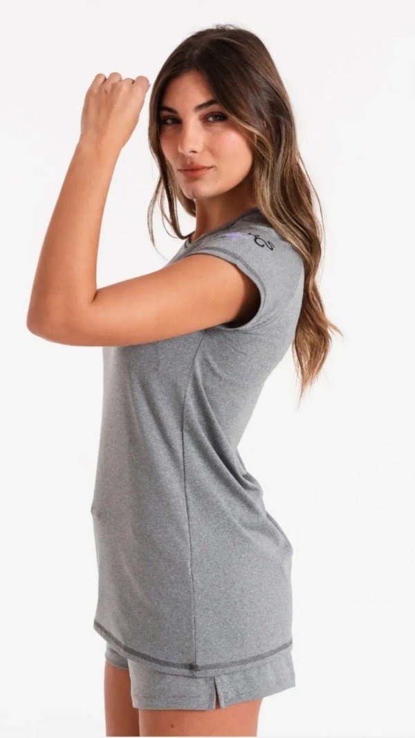 Producto - Remera Active gris melange