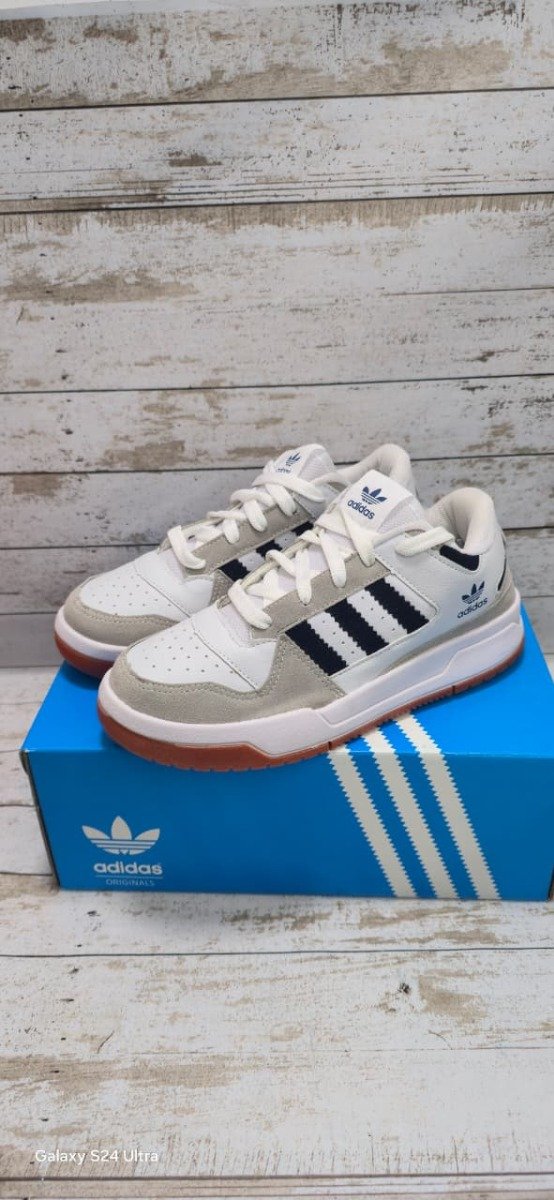 Producto - adidas forum blanco con azul del 39 al 44 - 0