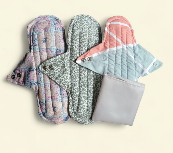 Producto - Pack x3 toallitas femeninas linea PUL - 0