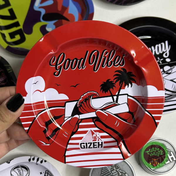 Producto - Cenicero metal Rojo - GIZEH