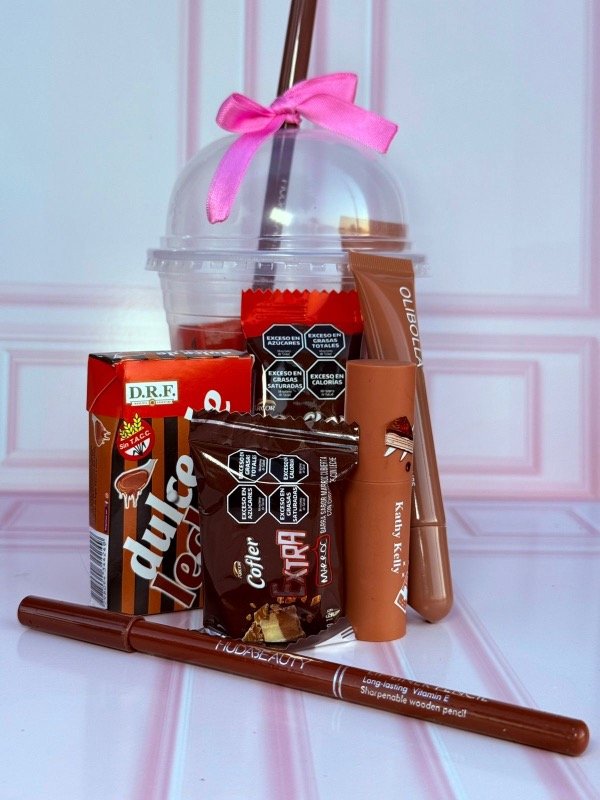 Producto - Vaso dulce de lech con maquillaje y dulces