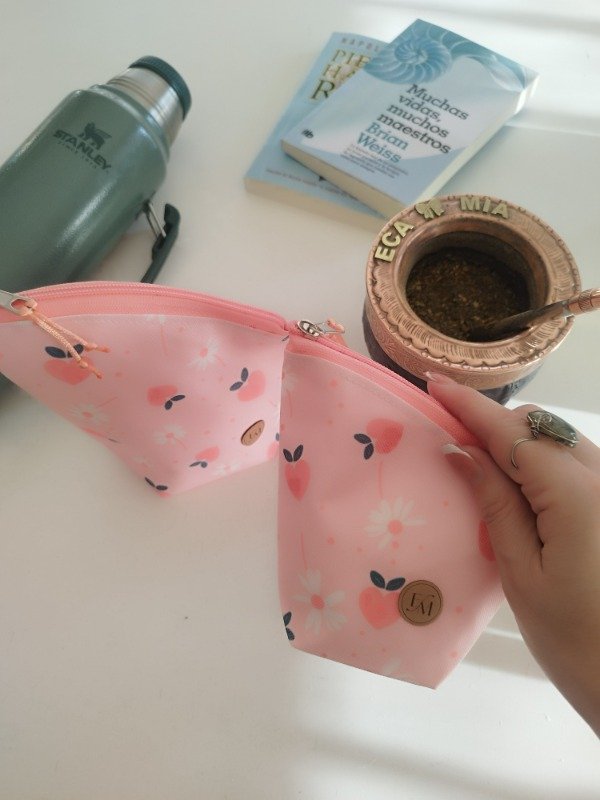 Producto - Set matero guindas corazón rosa