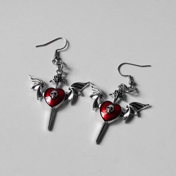 Producto - Aros corazon alado gotico