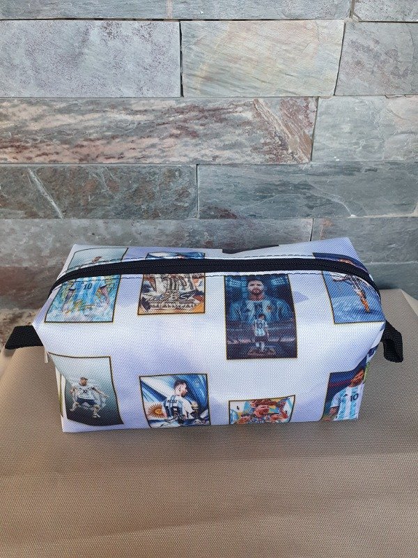 Producto - Cartuchera Rectangular Cordura Leo Messi