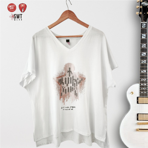 Producto - Remerón Estrella Do it With Passion  Escote en V Algodón Oversized ANG