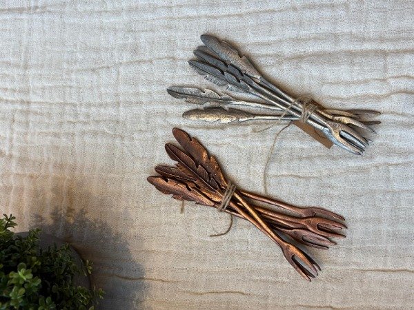 Producto - Tenedores de picada de metal Pluma