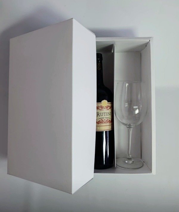 Producto - CAJA  CON DIVISION - COD. 1533 medida 31X9X17 con  división