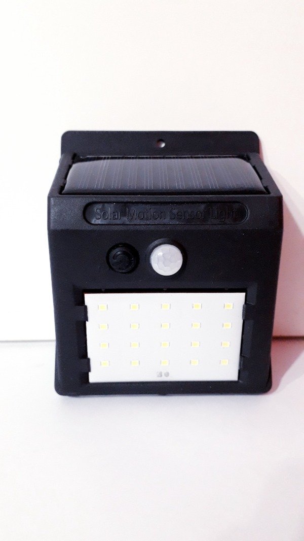 Producto - REFLECTOR SOLAR 20 LED